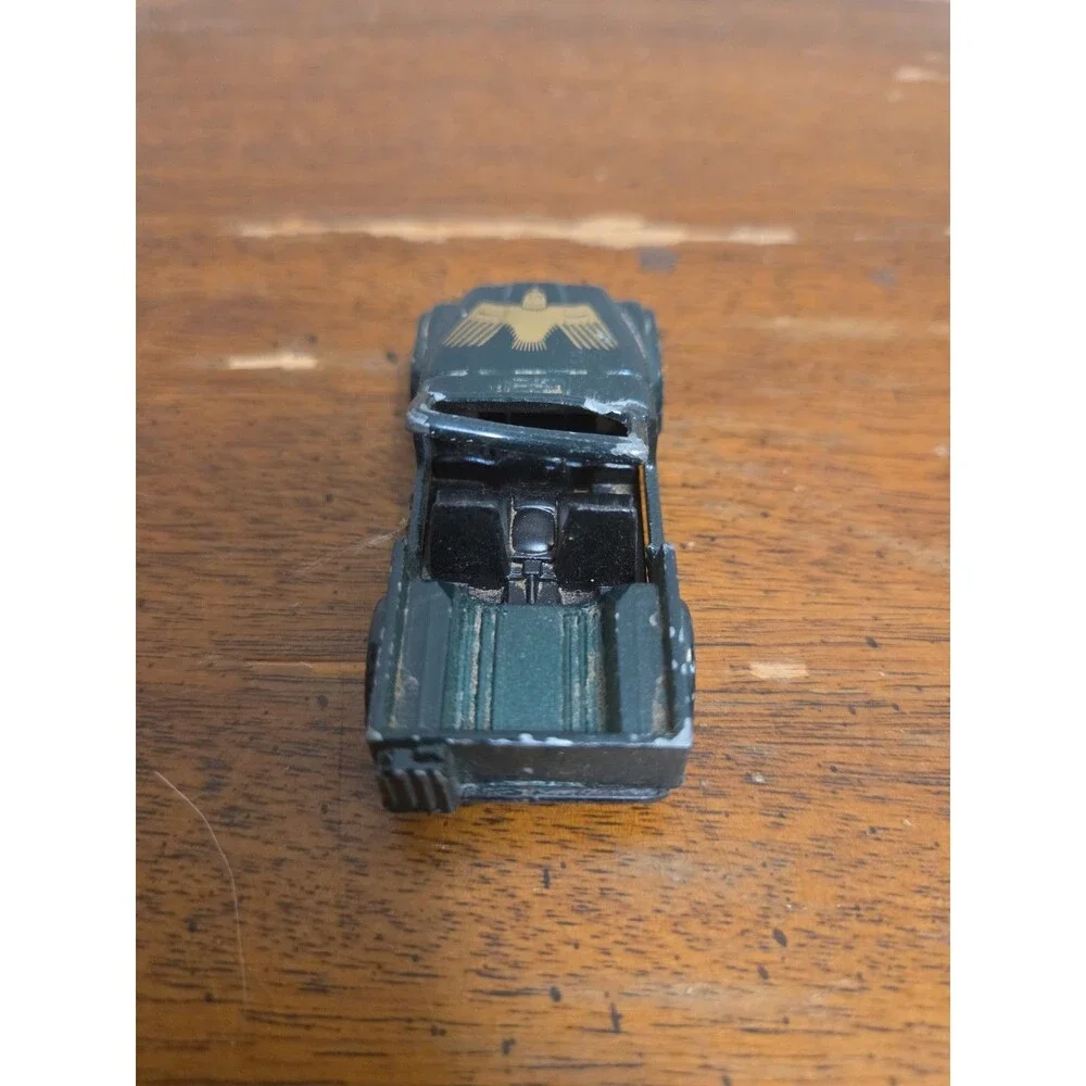 Yatming CJ-7 #814 Jeep 4x4 1:64 Diecast Green Golden Eagle Emblem Design Vintage